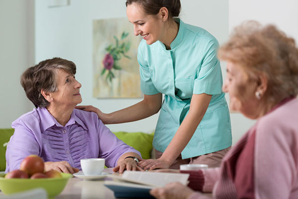 5 Reasons Senior Citizens Can Benefit From Senior Living Communities