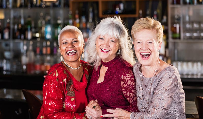 Dining & Entertainment Services Dining & Entertainment Services